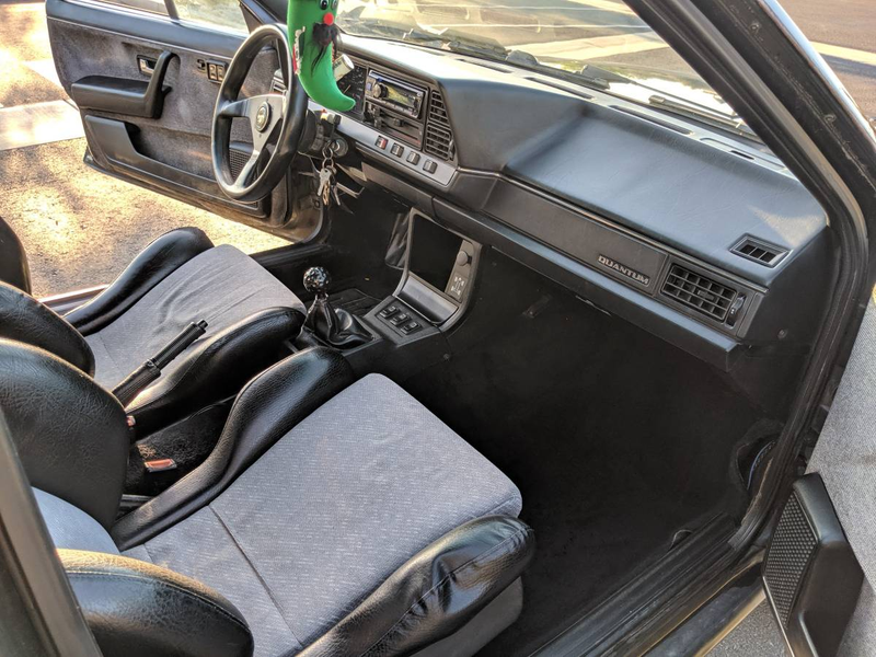 Illustration for article titled At $4,000, Would Owning This 1988 Volkswagen Quantum Syncro Wagon be Totally Rad?